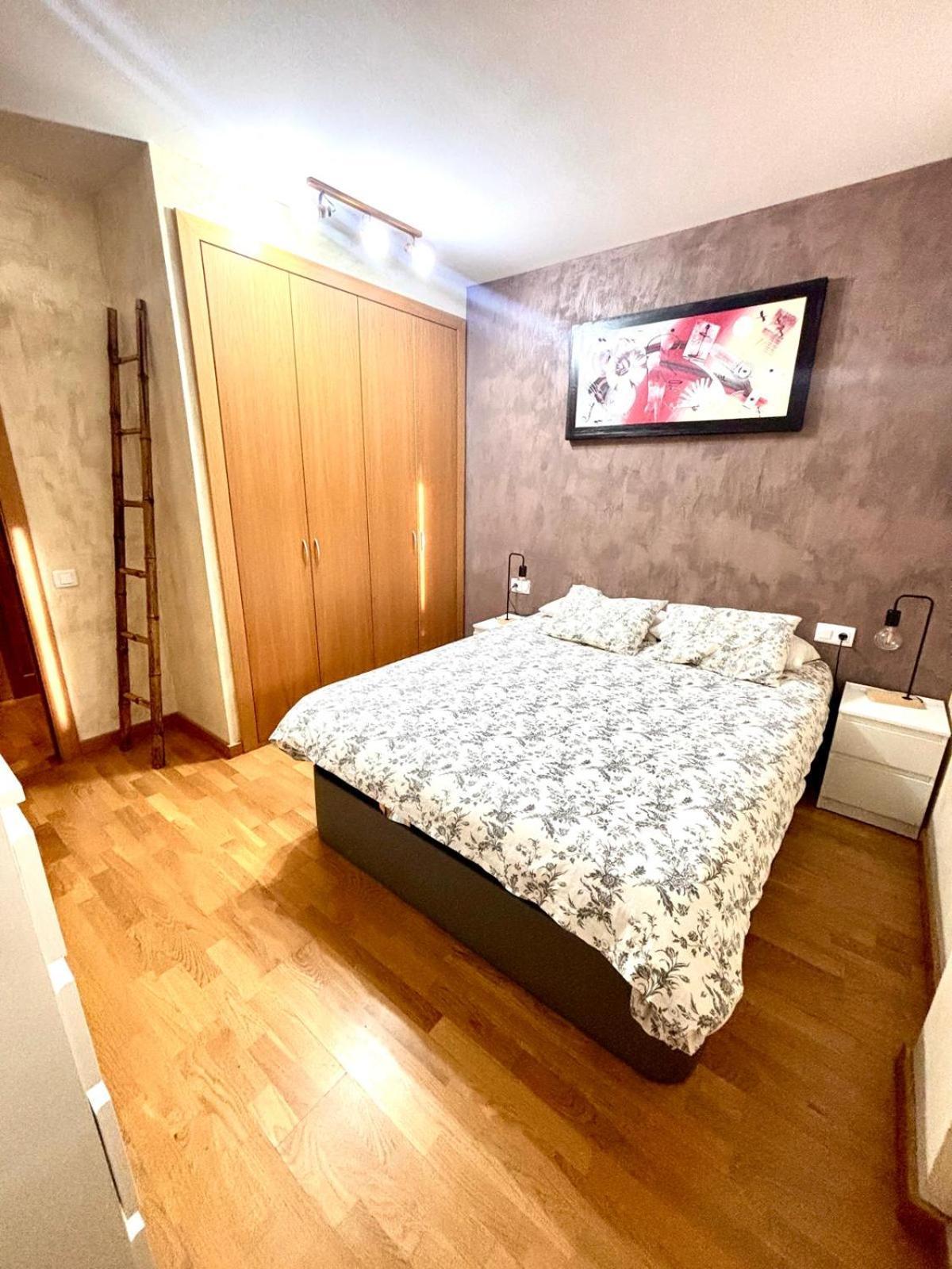 Apartamento L Aüt Pla de l'Ermita Bagian luar foto